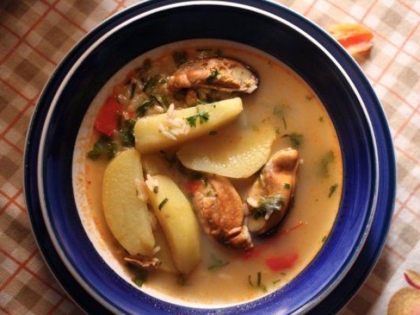 Caldo de choritos