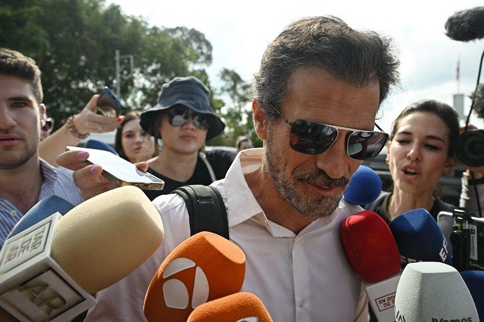 Rodolfo Sancho al momento de llegar al tribunal