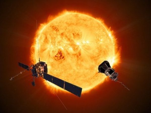 Representación artística de las misiones Solar Orbiter (I) y Parker Solar Probe (d) frente al Sol.