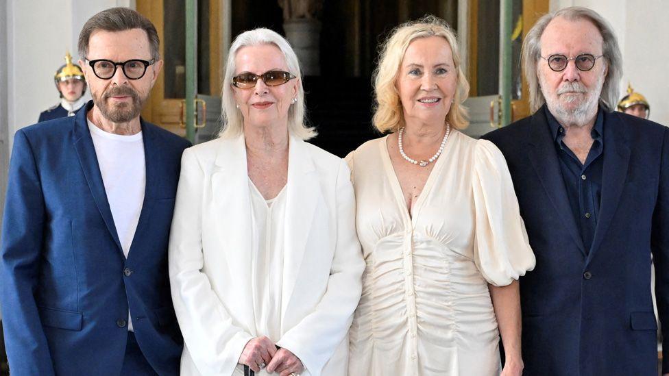 Los cuatro integrantes de Abba