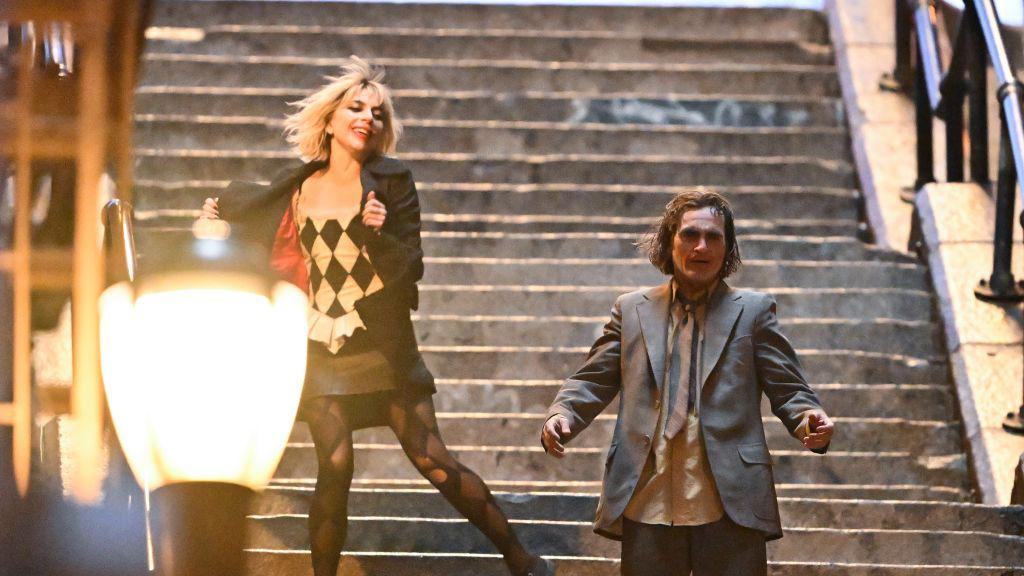 Lady Gaga y Joaquin Phoenix en el set de Joker en Nueva York