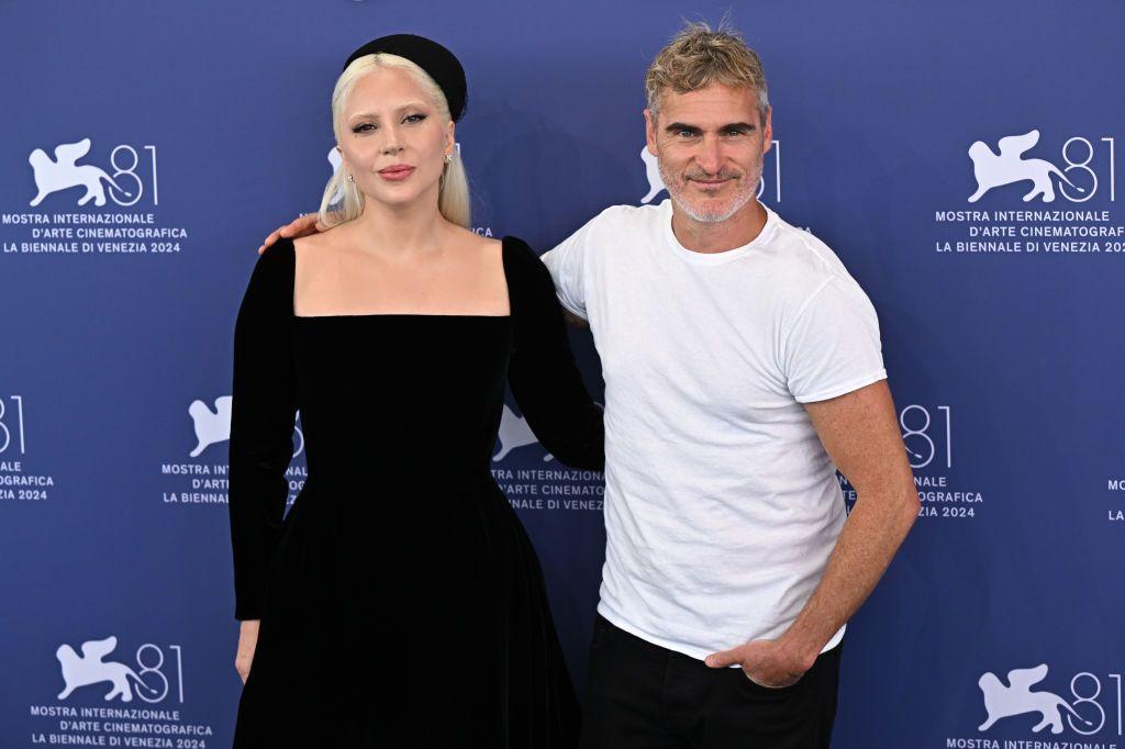 Joaquin Phoenix y Lady Gaga en el festival de cine de Venecia