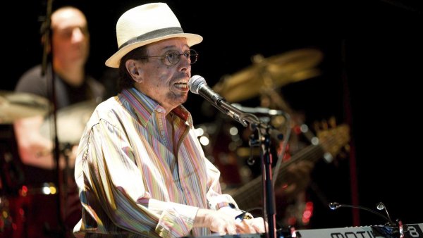 Sergio Mendes