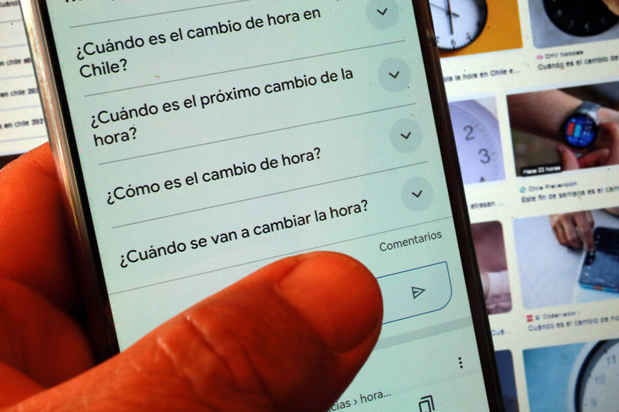 Cambio de hora en celular.