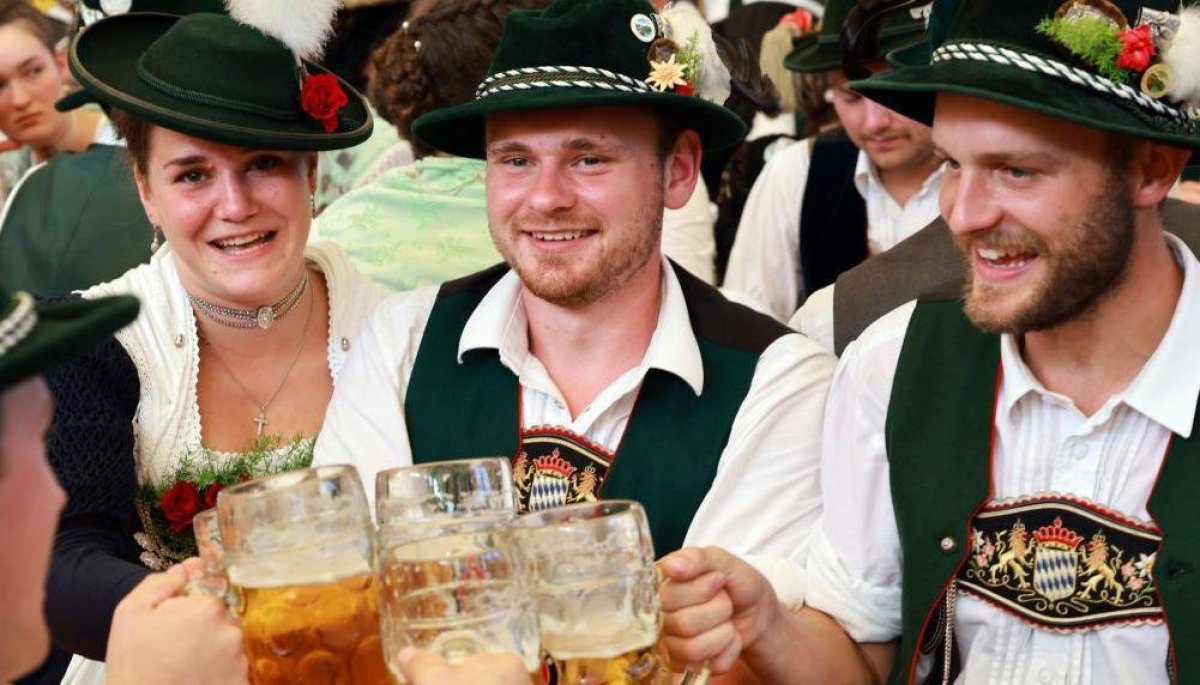 4 curiosidades de la Oktoberfest, la fiesta de la cerveza que nació en ...
