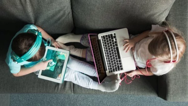 Niños y uso de celulares