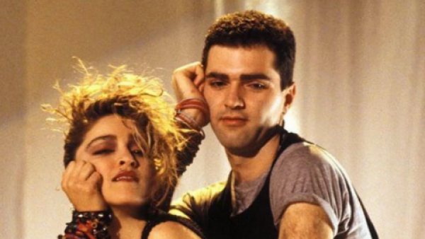 Madonna y Christopher Ciccone posando en foto