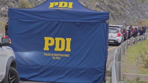 Río en el cajón del Maipo