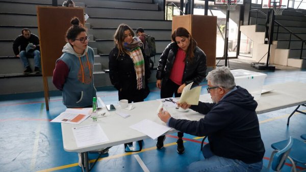 Vocales de mesa reemplazantes