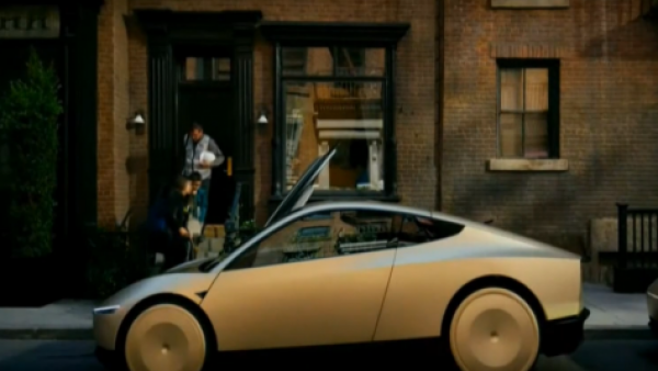 Elon Musk asegura que Tesla empezará a producir el taxi autónomo Cybercab en 2026