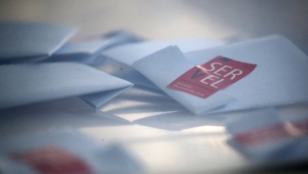 Voto Servel. Elecciones municipales 2024