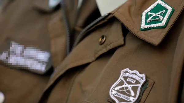 Carabineros por Caso Brinks