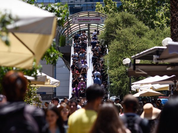 Feriado 27 de octubre elecciones municipales 2024. Comercio en elecciones