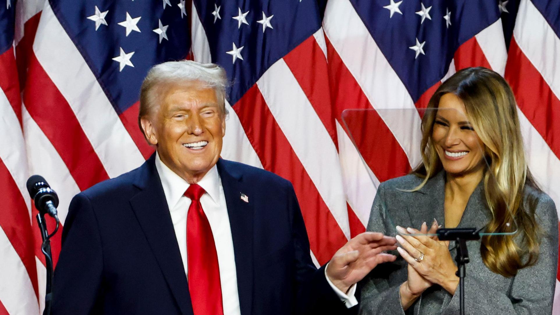 Donald Trump anuncia su victoria en las elecciones de 2024 con su esposa Melania a su lado