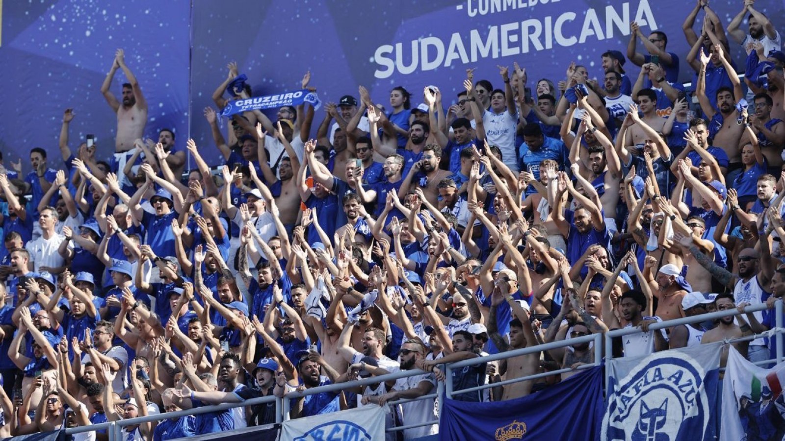 "¡Qué miedo!" las impactantes imágenes del estadio donde se jugó la