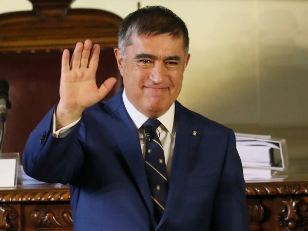 Mario Desbordes da discurso tras asumir alcaldía de santiago