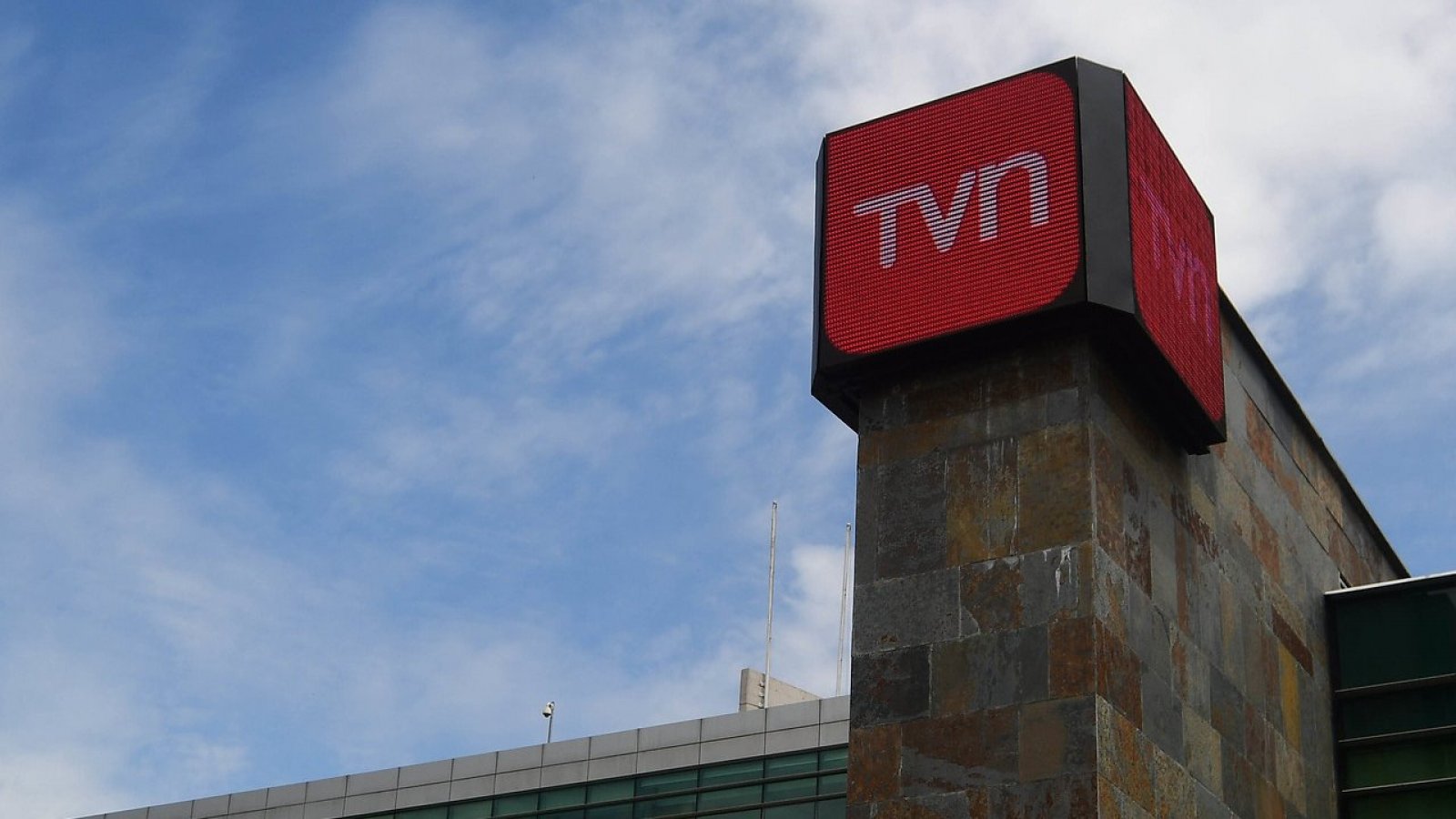 Frontis de TVN
