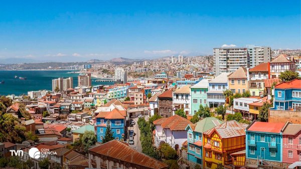 Vista panorámica de Valparaíso, la ciudad con el internet más rápido del mundo.