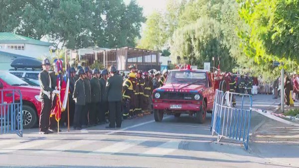 Despedida a bomberos de Yumbel