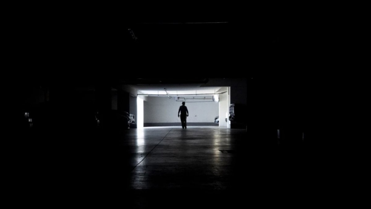 Medios internacionales reaccionan a corte de luz en Chile