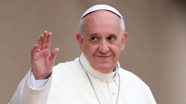 papa-francisco-hospitalizado-sale-fase-critica-problemas-pulmonares
