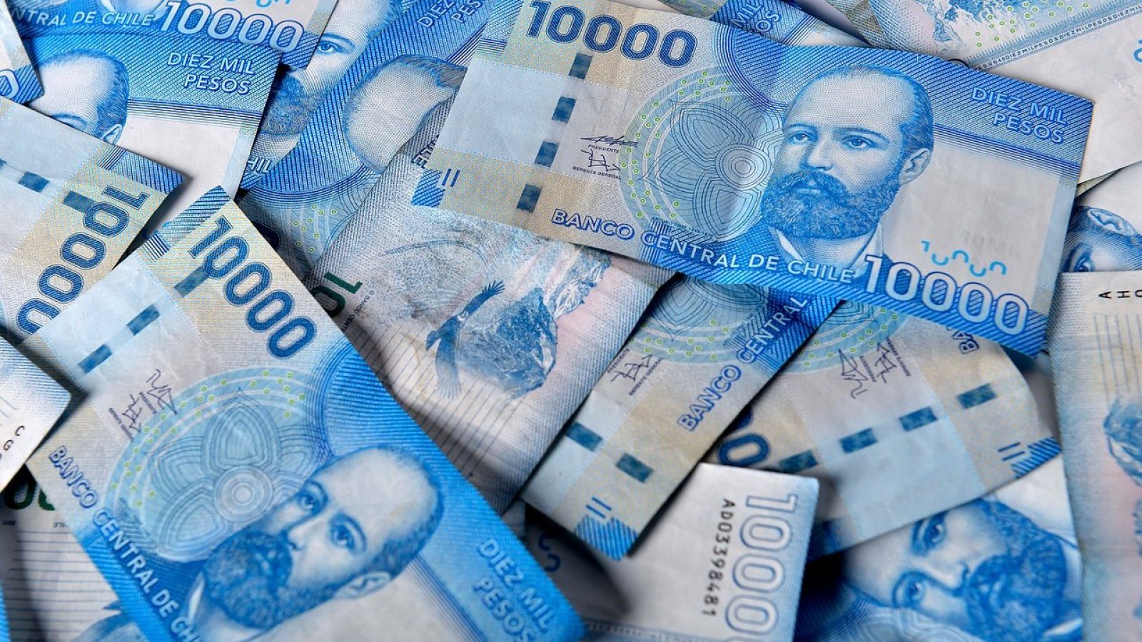 Billetes. Dinero por cobrar fondo de cesantía