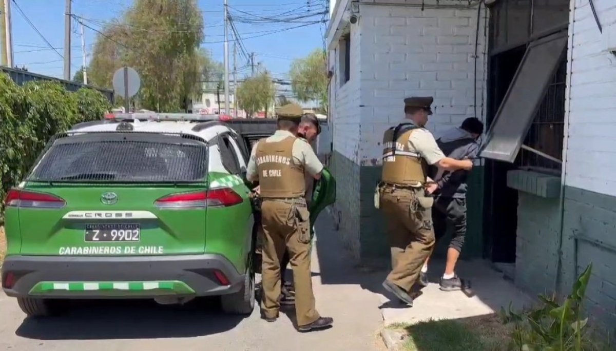 Carabineros detuvo a seis sujetos en Lo Prado tras robo de camioneta de ...
