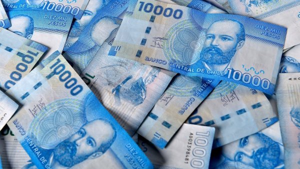 Billetes. Dinero por cobrar fondo de cesantía