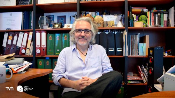 Luis Larrondo, científico chileno, nombrado miembro de la Academia de Ciencias del Vaticano.