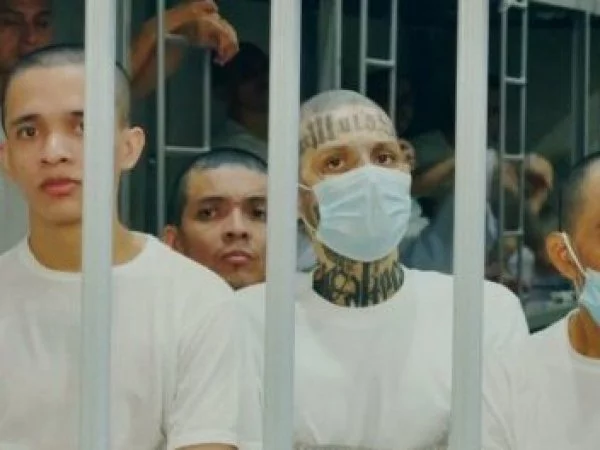 La megacárcel de Bukele por dentro II