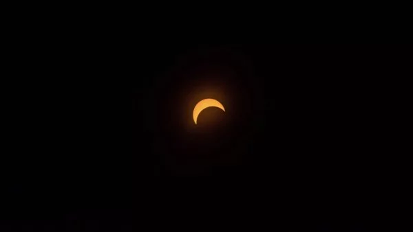 Eclipse solar parcial.