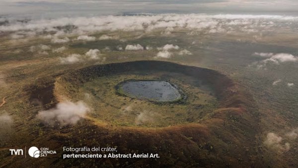 Imagen aérea del cráter de meteorito más antiguo del mundo descubierto en Australia.