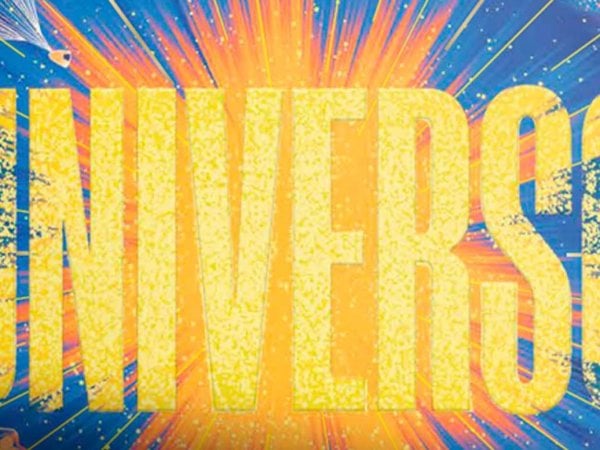 Portada del libro ilustrado Universo de Editorial Contrapunto mostrando galaxias y estrellas.