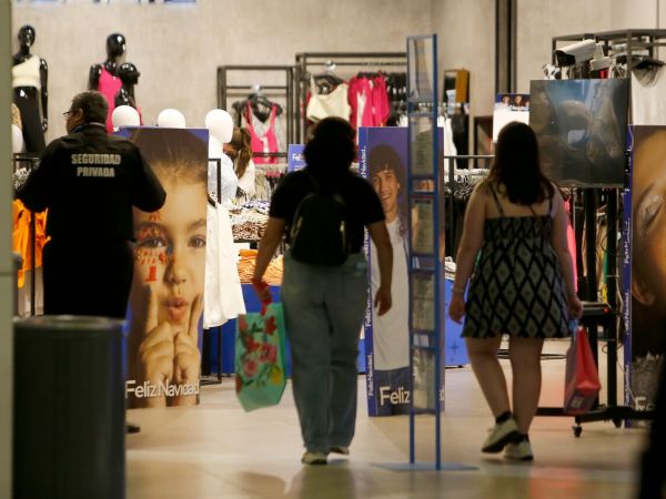 Comercio en Semana Santa