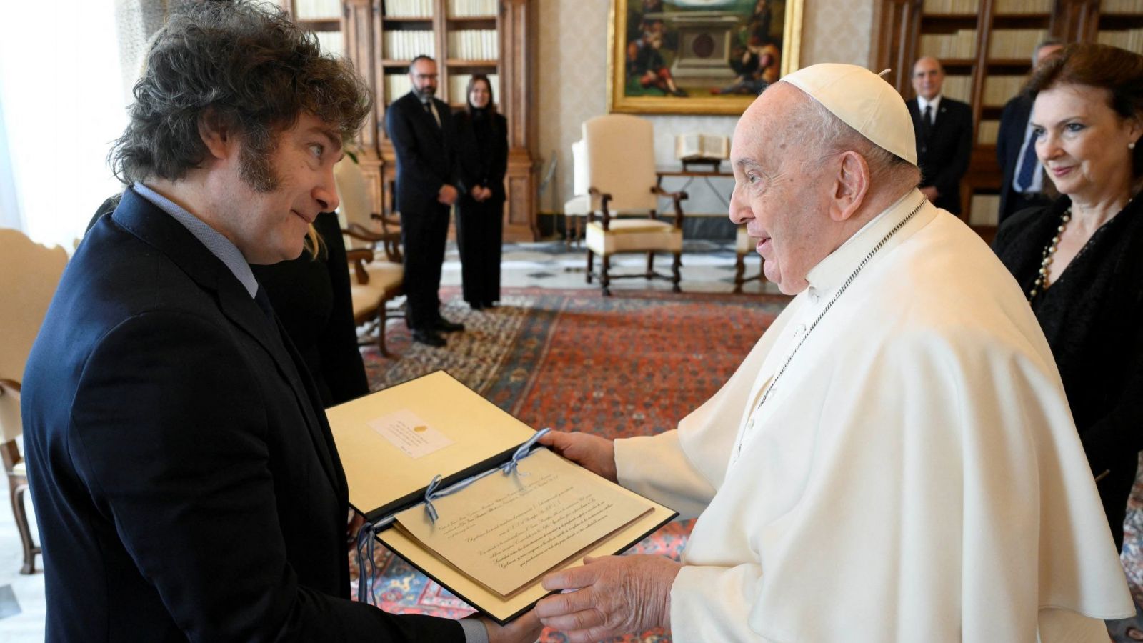 Papa Francisco y Javier Milei