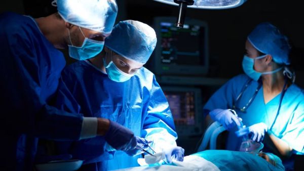 Cirujanos. Trasplante de vejiga