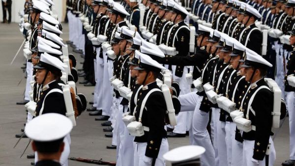 Desfile 21 de mayo - Día Glorias Navales