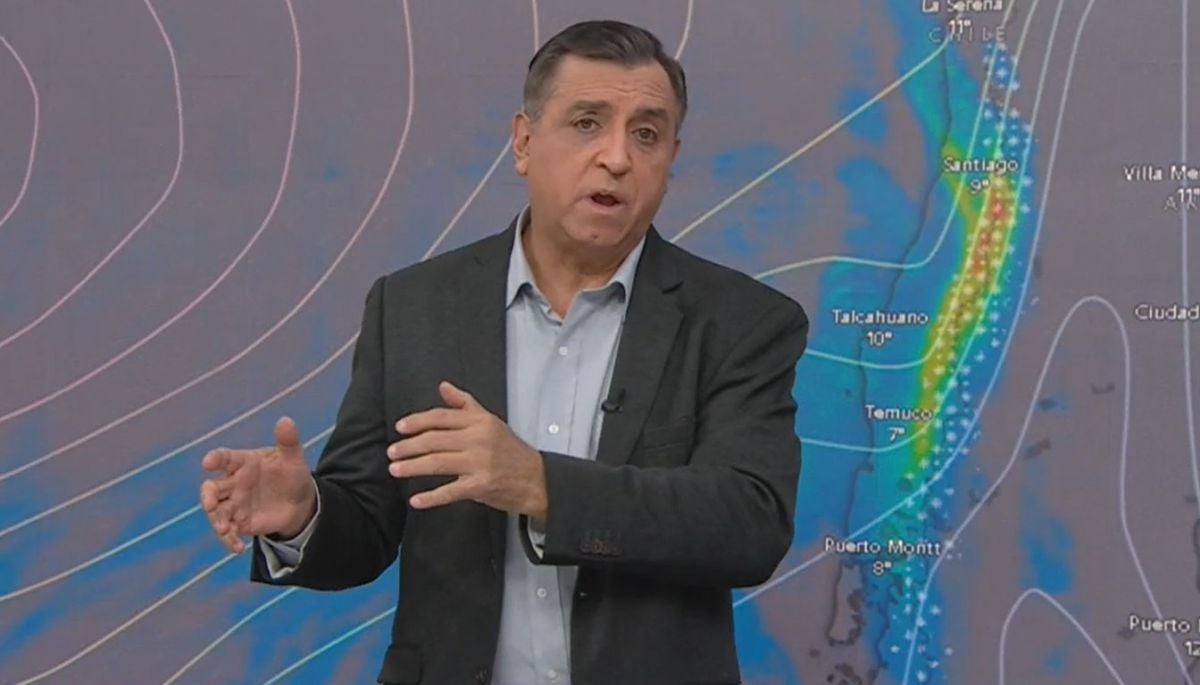 Iván Torres detalla lluvias en Santiago: 