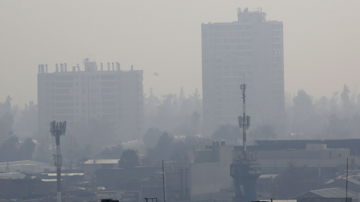 Declaran preemergencia ambiental para este lunes en la región Metropolitana: revisa las restricciones
