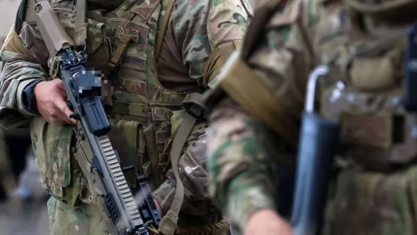 Funcionarios del ejército