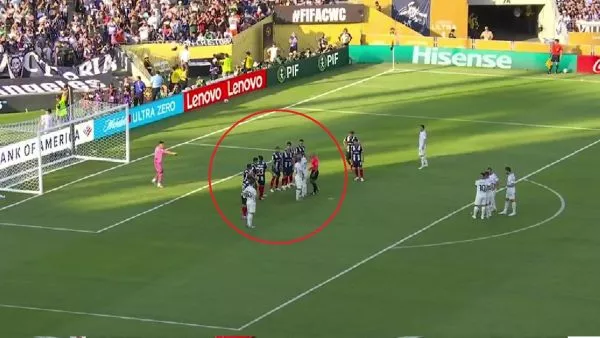 Monterrey sorprendió con una doble barrera ante Inter de Milán