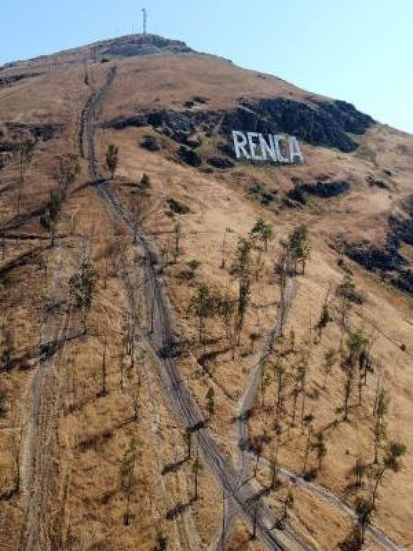 Contraloría vuelve a reprochar a Orrego y ordena sumario por alza de $8 mil millones para mirador en Renca