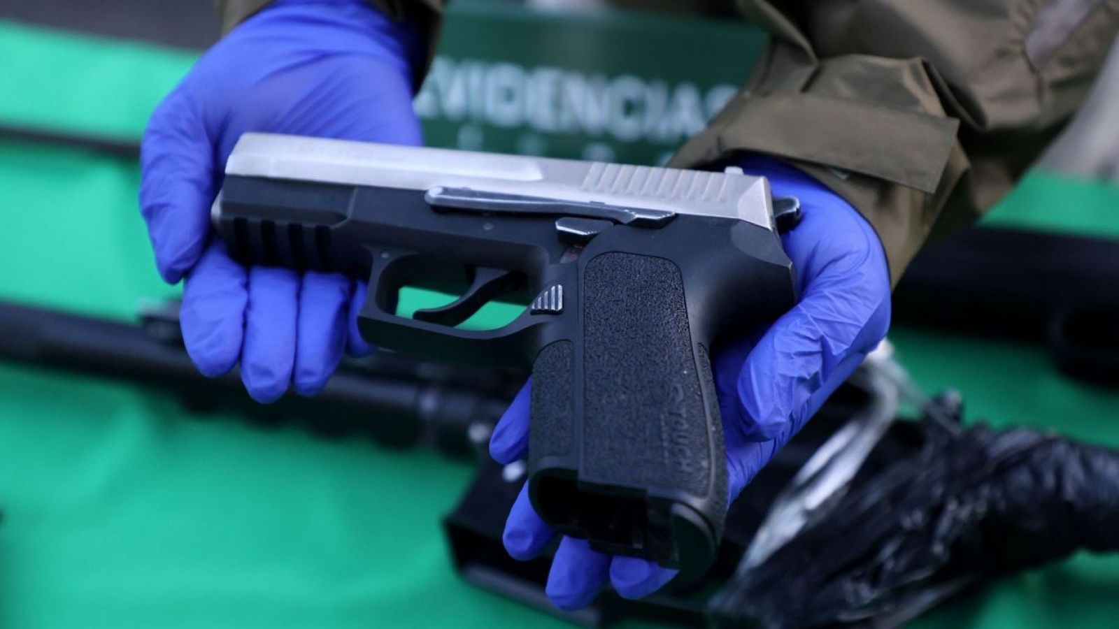pistola