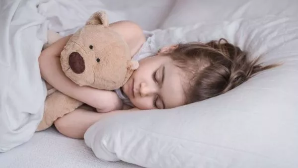 Niña durmiendo