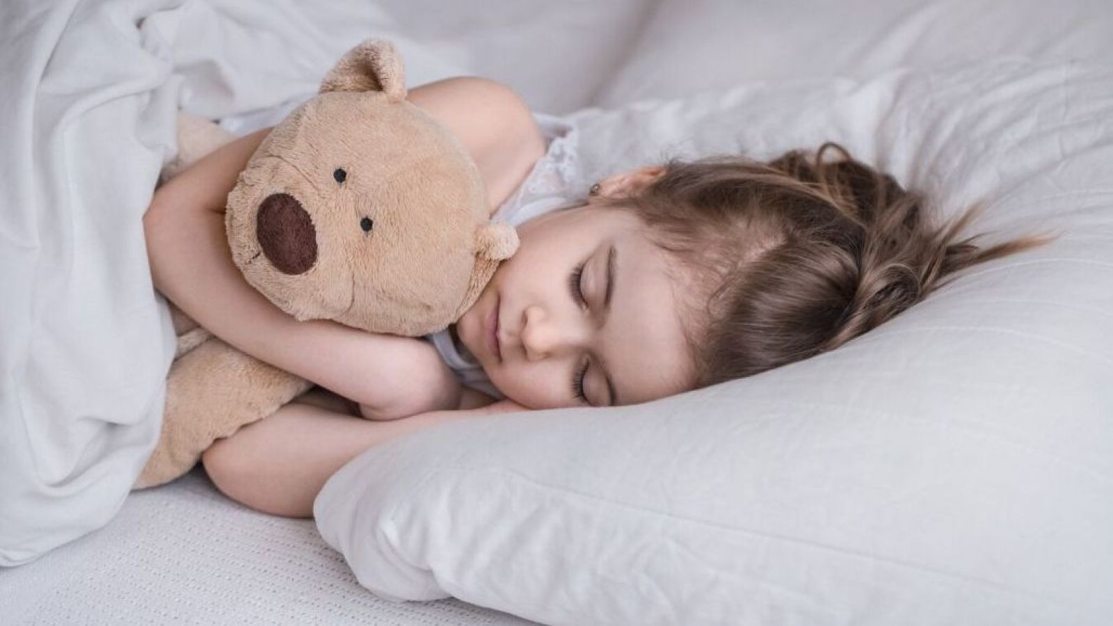 Niña durmiendo