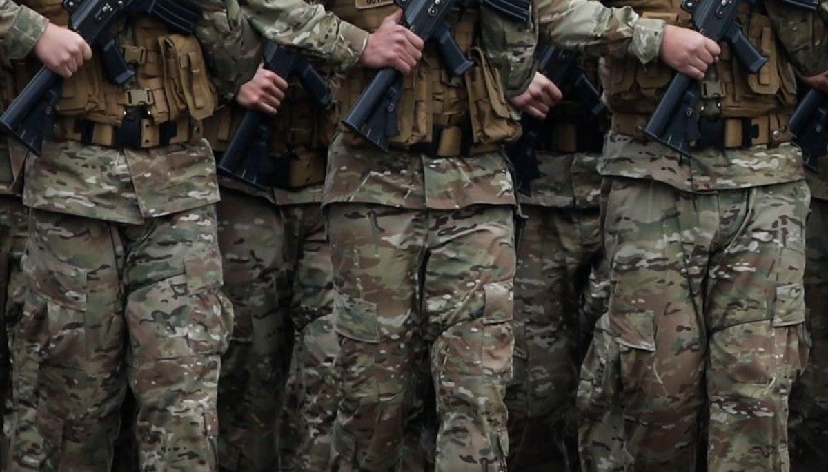 6 militares son detenidos por traficar drogas desde la frontera norte a Santiago