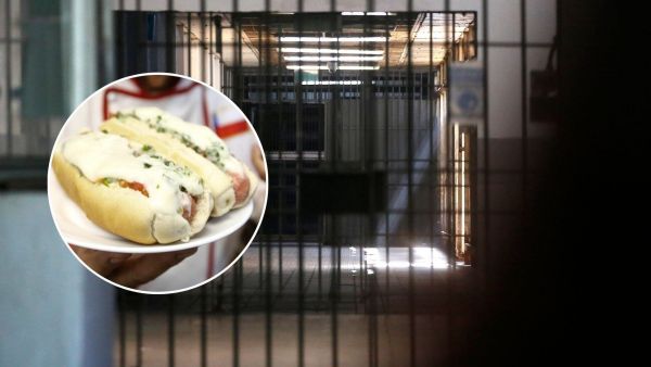 Completos junto foto referencial de cárcel