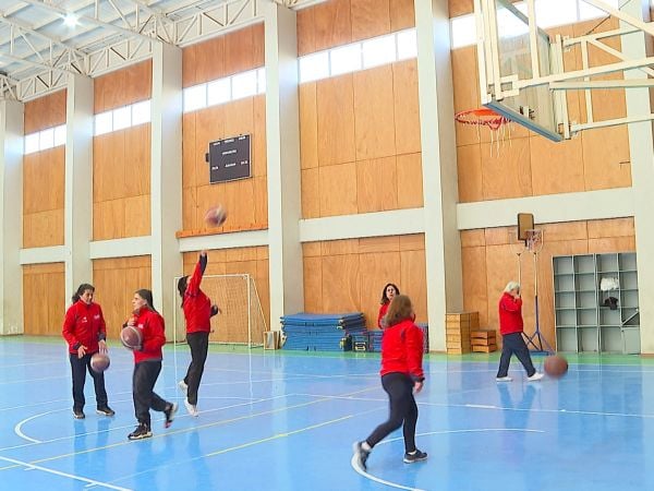 Adultas mayores irán a Mundial de Maxibasquet en Suiza