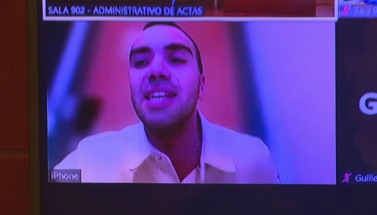 Gobierno confirma alerta de captura internacional contra Martín de los Santos