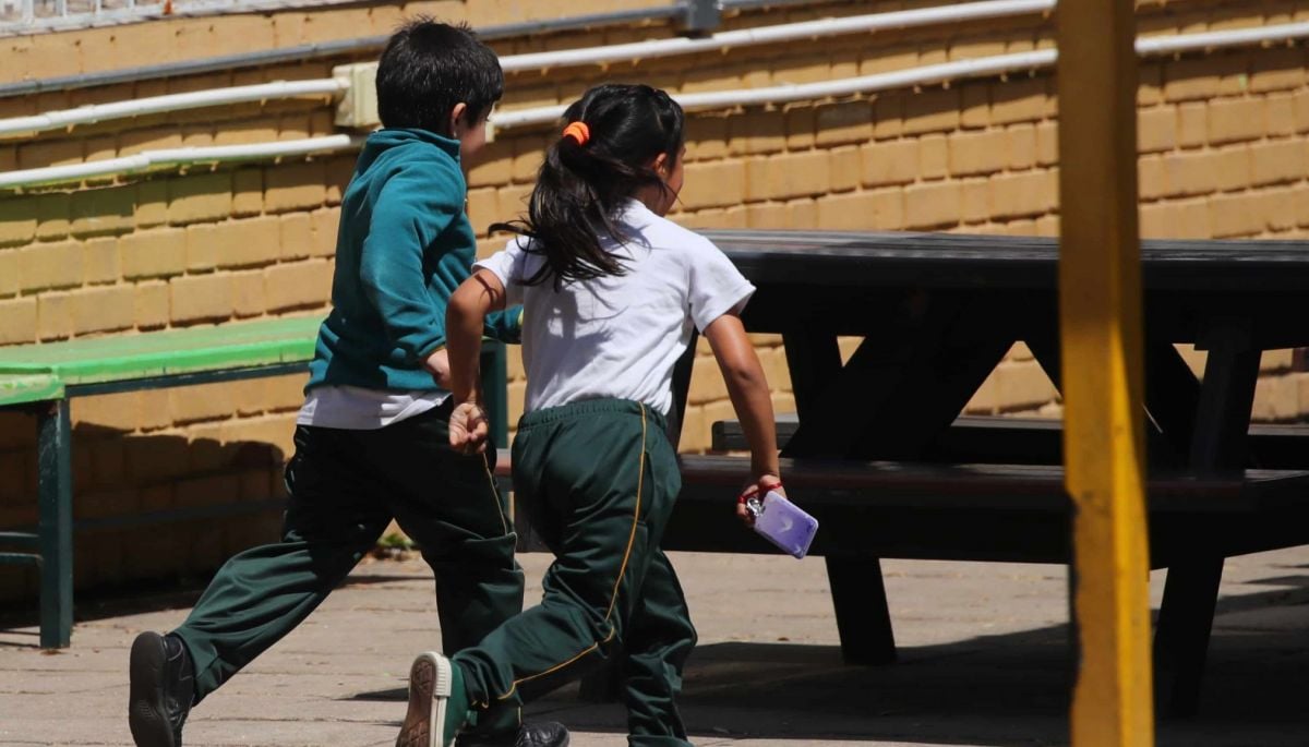 Suspenden clases en colegios de Calama y San Pedro de Atacama por sistema frontal
